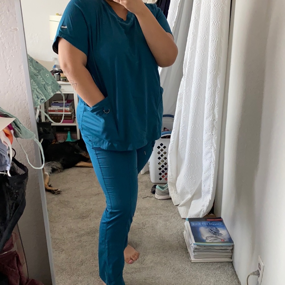 Grey’s Anatomy Impact by Barco HARMONY SCRUB TOP